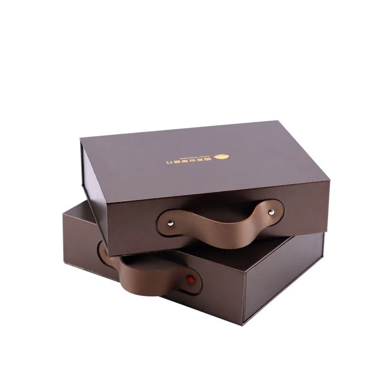 Handle Gift Box by PacksFactory