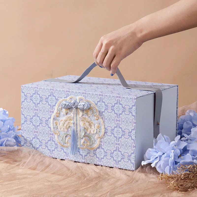 Handle Packaging Box Gift Box by PacksFactory